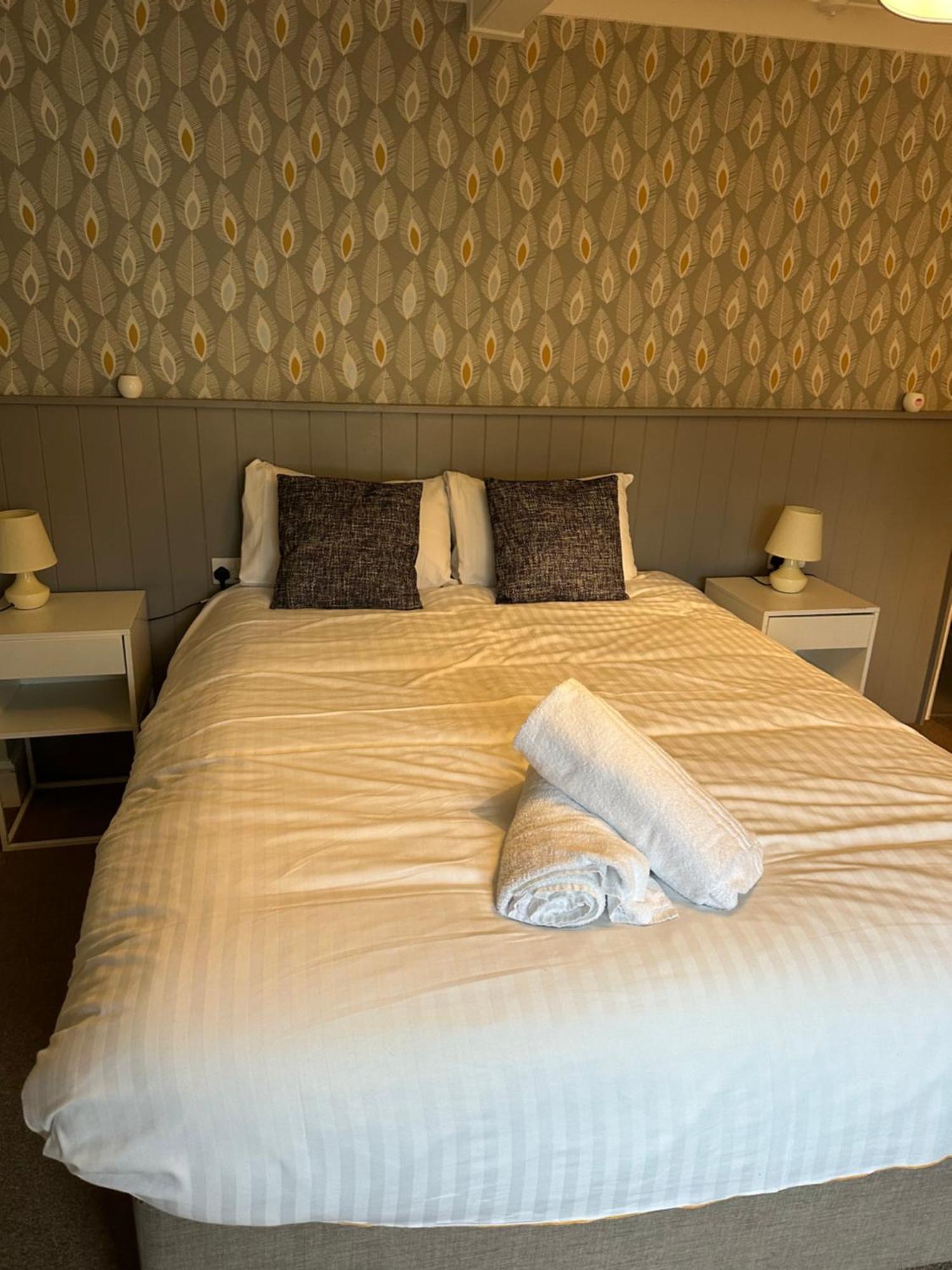 The Kings Head Hotel Chacewater Eksteriør billede